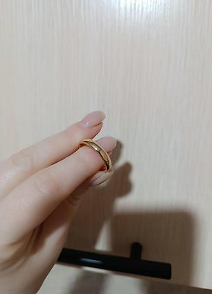 Обручки з якісного медичного золота