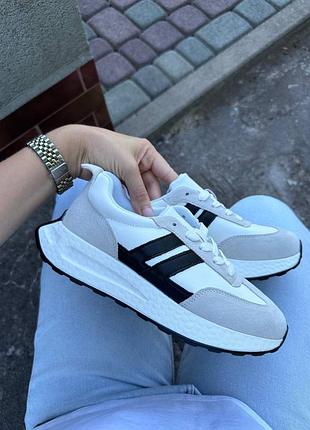 Стильные натуральные кроссовки
цвет-комбинированный
натуральная замша р36-41