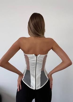 Эффектный комбинированный корсет