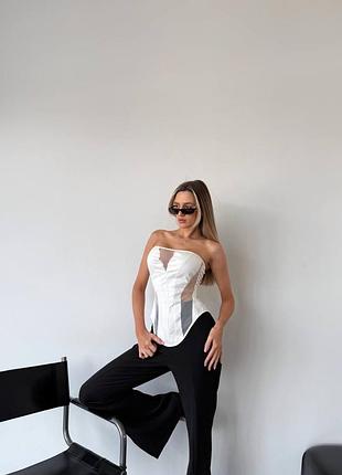 Эффектный комбинированный корсет