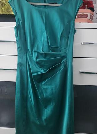 Нарядное женское платье р.46