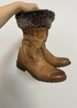 Рыжие теплые сапоги