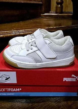 Шкіряні кросівки