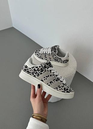 Замшевые кроссовки adidas campus