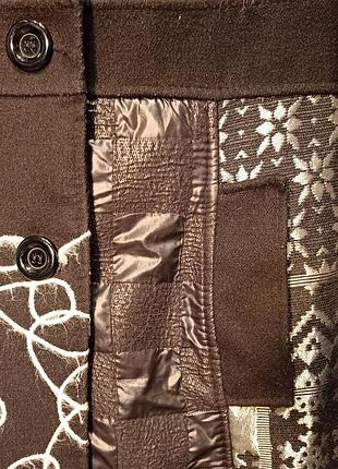 Пальто черное с декором 4