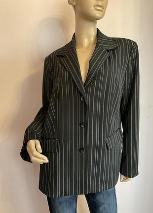 Классический женский жакет в полоску/44/brend biaggini
