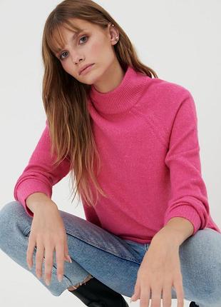 Свитер с горловиной