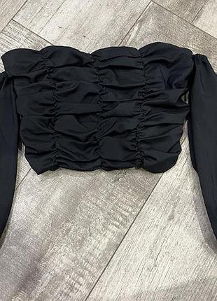 Топ с широким рукавом