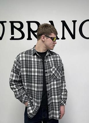 Картата чоловіча сорочка