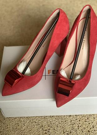 Туфлі жіночі solo femme