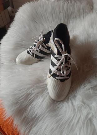 Великолепные кожаные брендовые женские кроссовки adidas.оригинал.