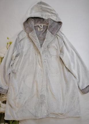 Пухнастий халат,розмір xl.