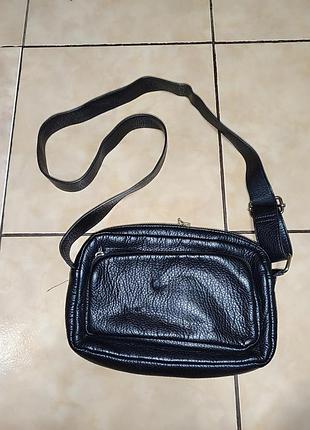 Бомбезная сумка кроссбоди