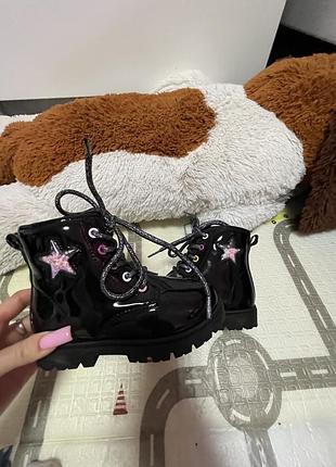 Отличные весенние ботиночки для девочки