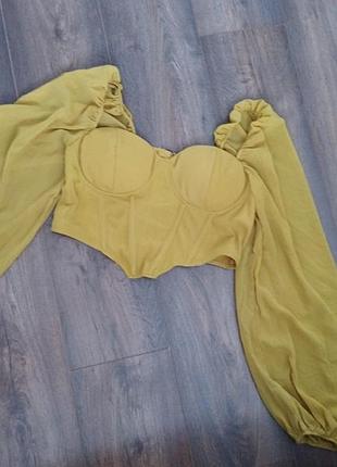 Блузка нова