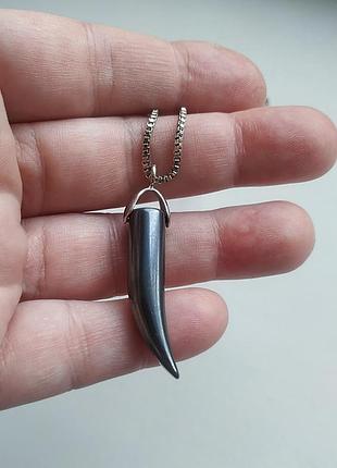 Кулон зуб икло гематит