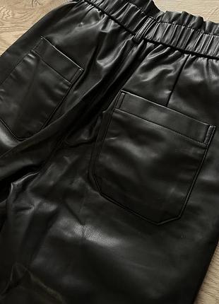 Брюки zara из эко кожи6 фото