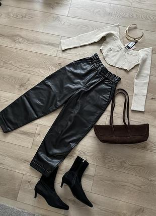 Брюки zara из эко кожи5 фото