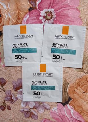 Набор из 3х пробников la roche-posay anthelios oil correct солнцезащитный корректирующий гель-крем для ежедневного ухода за проблемной кожей лица