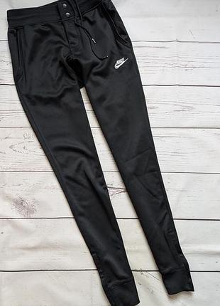 Спортивные штаны от nike