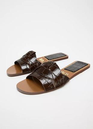 Кожаные босоножки шоколадные zara new
