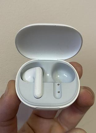 Кейс и левый наушник xiaomi redmi buds 4 lite б/у