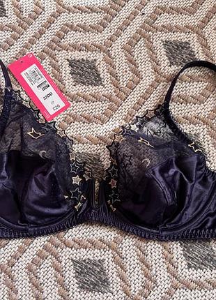 Незвичайний бюстгальтер