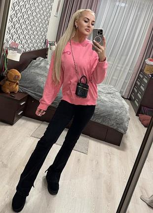 Женский розовый свитшот