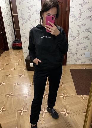 Спортивный прогулочный костюм plt