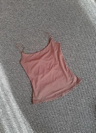 Майка с открытой спинкой