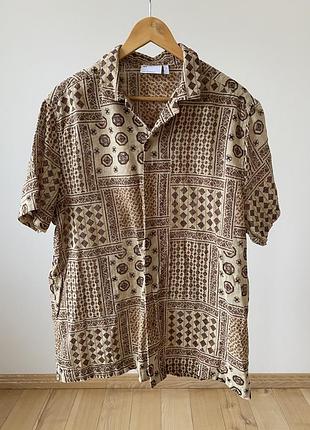 Рубашка на коротком рукаве тенниска