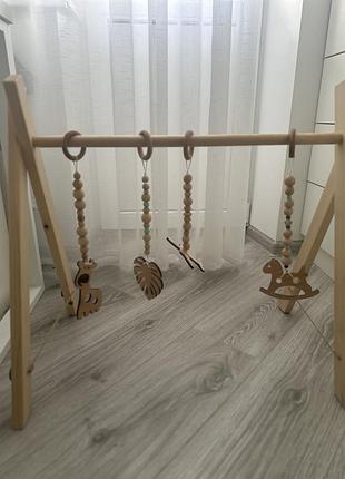 Дитячі розвиваючі іграшки
