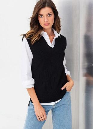 Чорний в'язаний жилет з v-подібним вирізом горловини zara