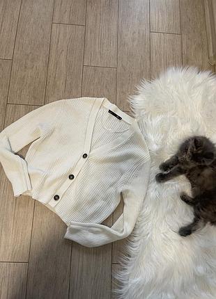 Кардиган короткий молочного кольору