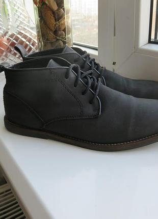 Ботинки дезерты river island англия р. 41-41,5.стелька 27см
