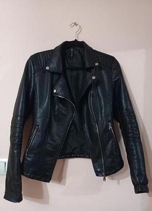 Кожаная куртка
