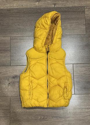 Дитяча жилетка zara