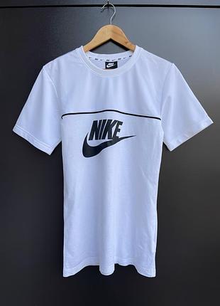 Футболка чоловіча nike nsw hybrid top ss as size s