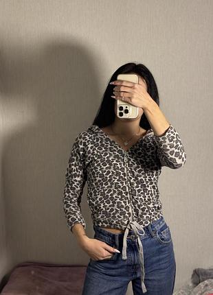 Толстовка укорочена