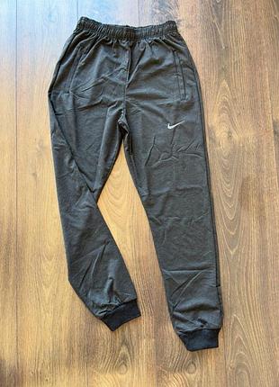 Мужские брюки манжет