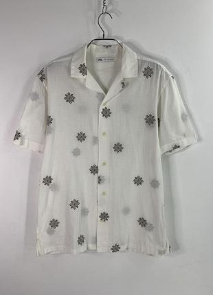 Zara тенниска с вышивкой