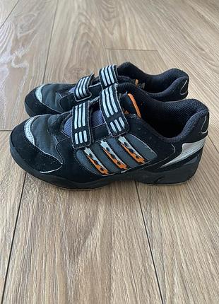 Кроссовки adidas, адидас для мальчика, размер 30.