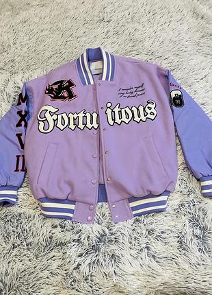 Женская куртка бомбер bershka