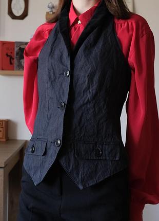 Смугаста готична жилетка з оксамитом ben sherman