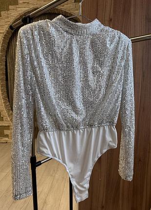 Серебристое боди от boohoo ✨