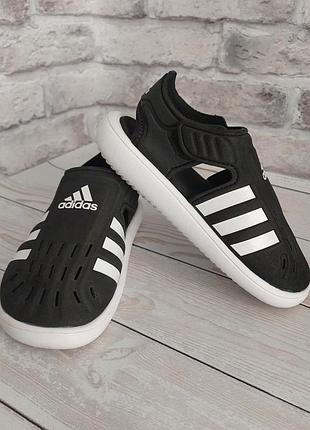 Детские спортивные сандалии для мальчика аdidas water sandal c gw0384 черного цвета