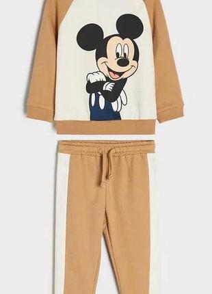 Костюм из микки маус