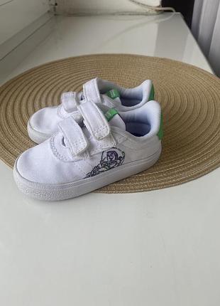 Кеди adidas