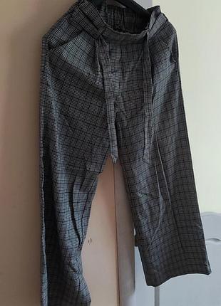Широкі штани stradivarius 8