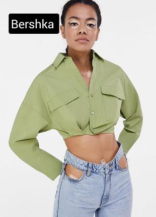 Сорочка кроптоп жіноча зеленого кольору коротка від бренду bershka m l